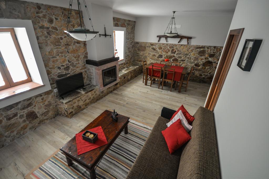 Hostal Casas No Terreiro Penacova Habitación foto